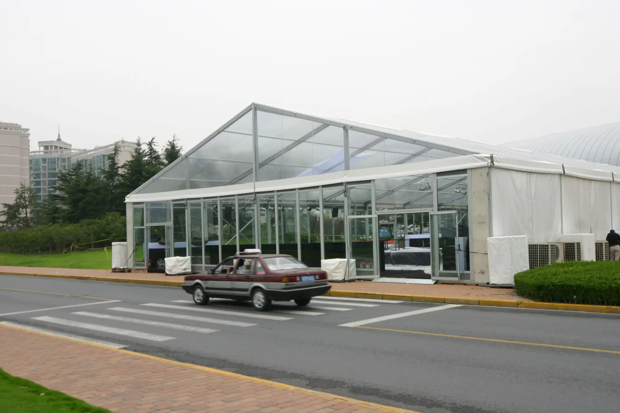 小型活动篷房搭建现场